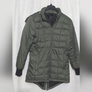 Swiss Tech Womens Quilted Puff Coat Hooded Green Size Medium (8-10) Zip
